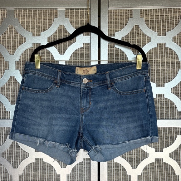 Hollister Blue Jean Shorts - Picture 1 of 7